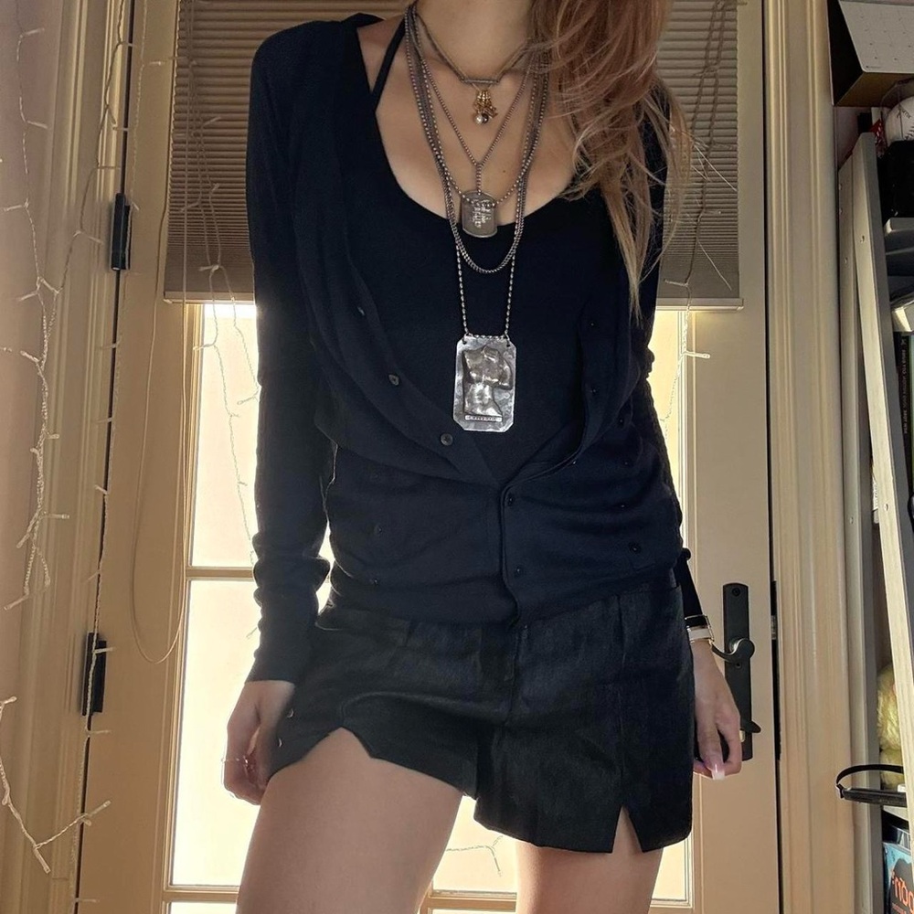 Size 0 Jill Stuart Black Mid-Rise Shorts with Pockets & Lovely Sheen